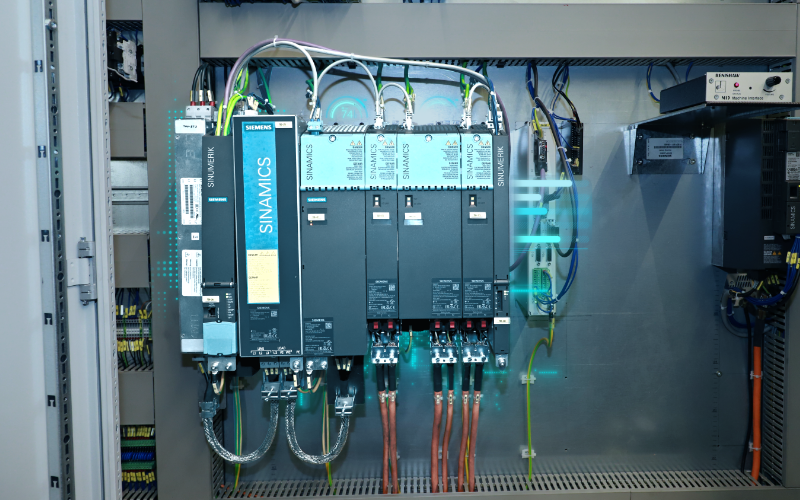 Retrofit control cabinet Siemens Sinamics S120 drives